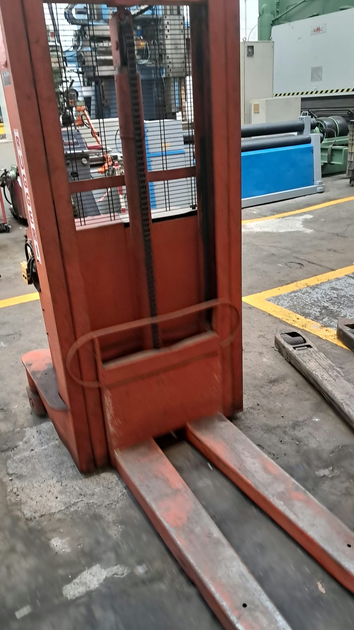Traspallet Elettrico Ruggeri